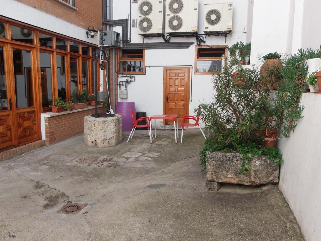 Hostal-Restaurante San Antolin Tordesillas Exterior foto